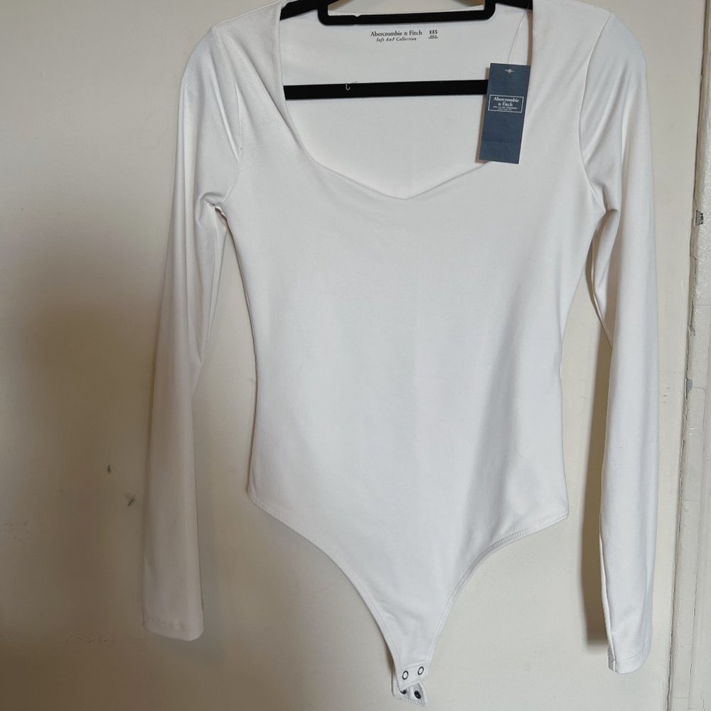 NWT white Abercrombie & Fitch long-sleeve double-layer seamless fabric bodysuit
